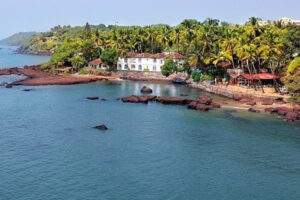 dona-paula-beach-goa-india